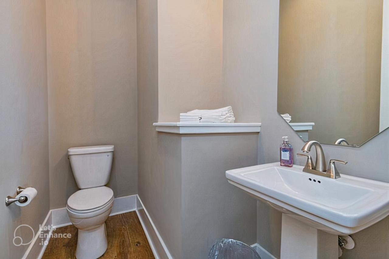 Glitz & Guitars I Stylish 3Br With Rooftop Hot Tub In East Nashville Exterior photo